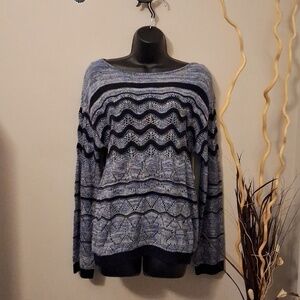 EVOLUTION  KNIT SWEATER SMALL